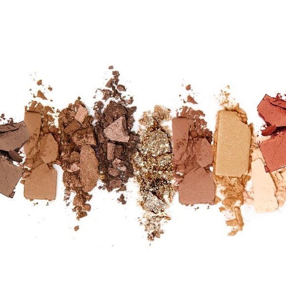 Oasis Collection - Desert Sands Eyeshadow Palette - Picture 1 of 2